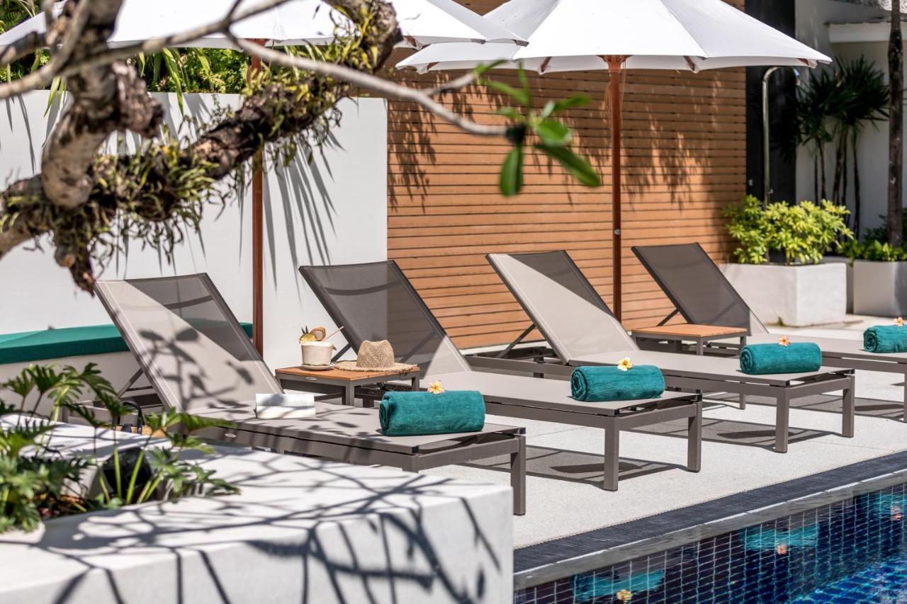 Outrigger Surin Beach Resort - Sha Extra Plus Bagian luar foto Pool at the hotel