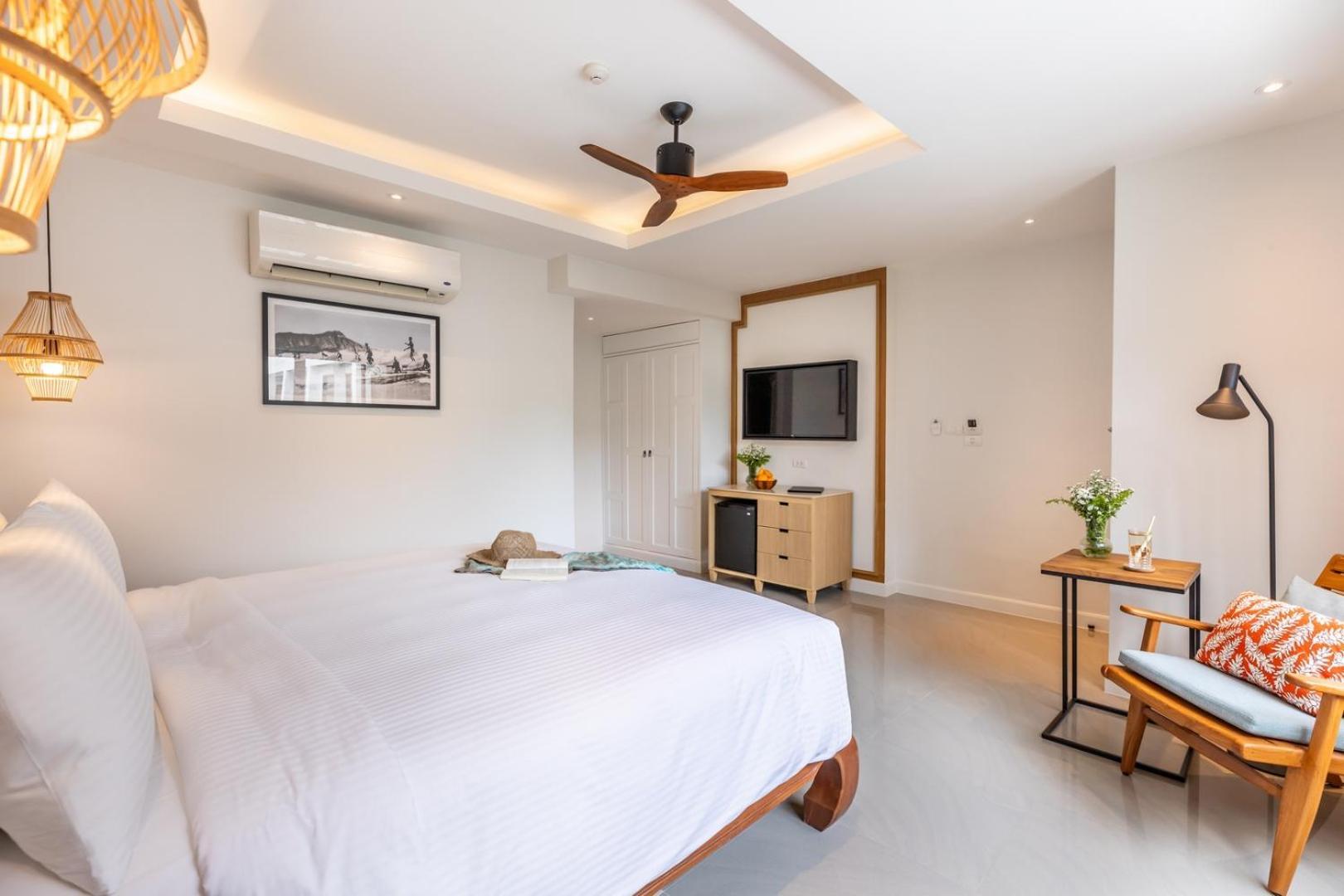 Outrigger Surin Beach Resort - Sha Extra Plus Ruang foto Deluxe Ocean View
